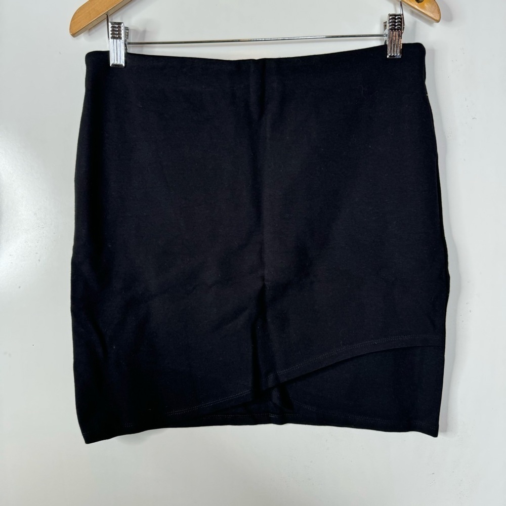 Aritzia Sunday Best Faux Wrap Mini Skirt Size Large